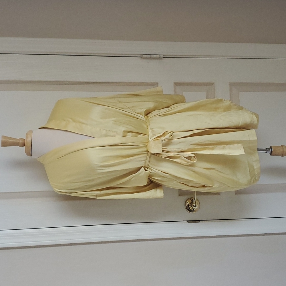 Victoria Secret Daffodil Robe